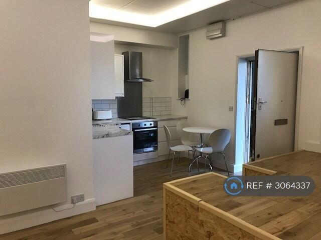 Apartment in London, De Beauvoir Town, Haggerston - View 4