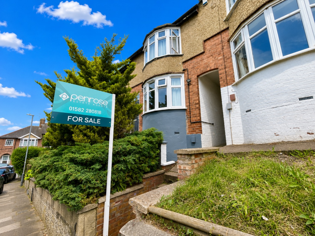 Main image of property: Baker Street, Luton, Bedfordshire, LU1 3QB