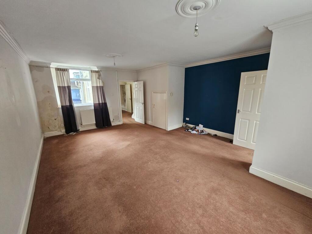 House in Pontllanfraith, Caerphilly - View 2
