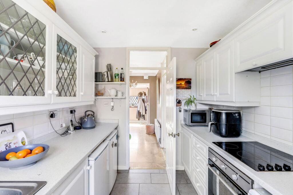 House in Nottingham - View 4
