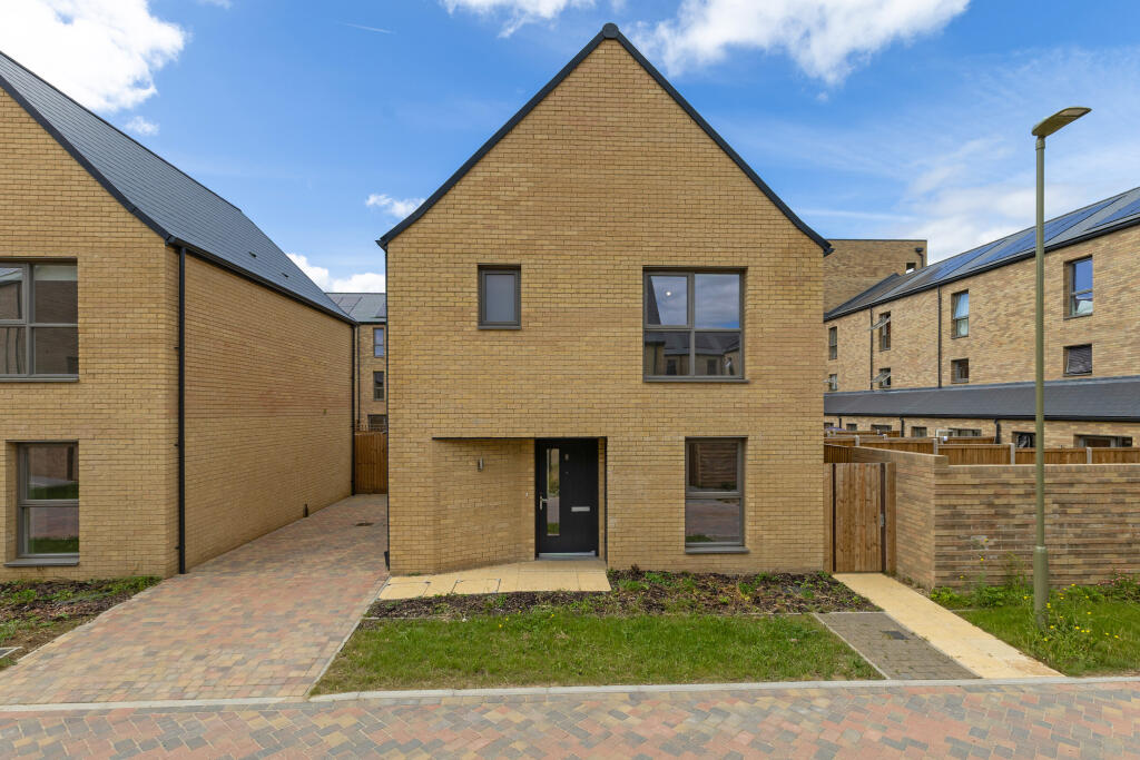 Main image of property: Leaf Living at Beckley Place, Oxford, OX3