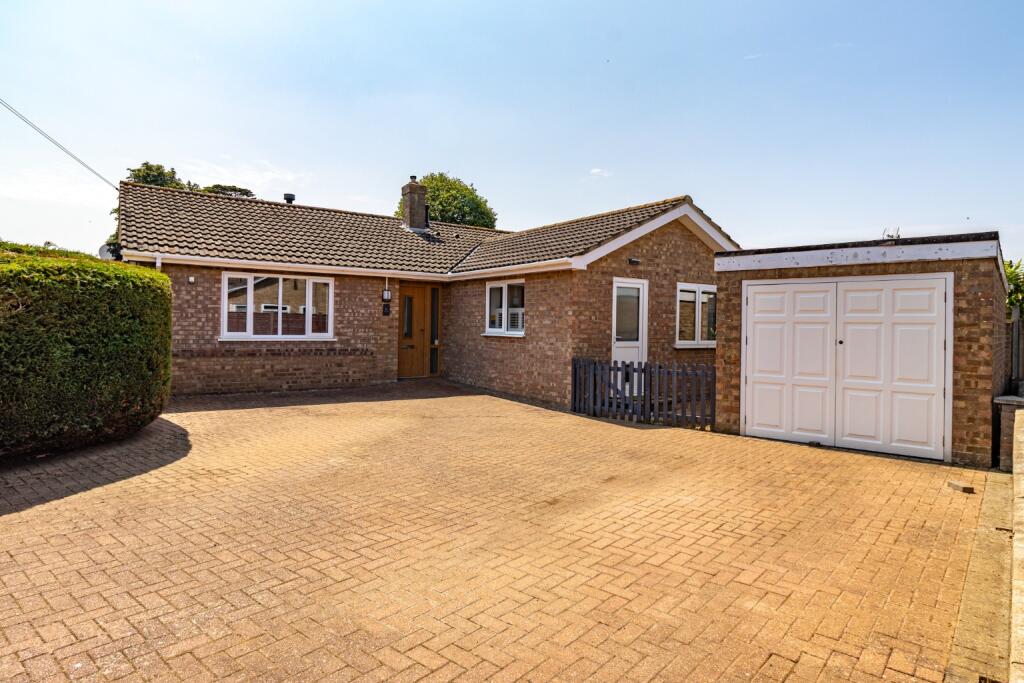 3-bed detached on Canada Close, Snettisham, £375,000