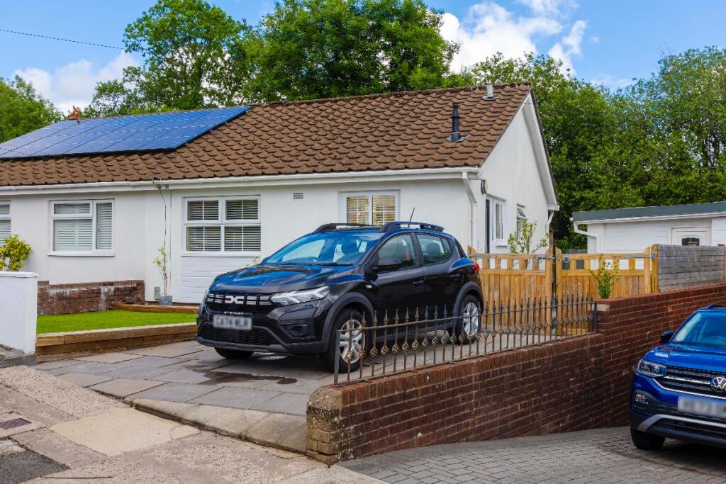 Main image of property: Heathlands, Ystrad Mynach, Hengoed
