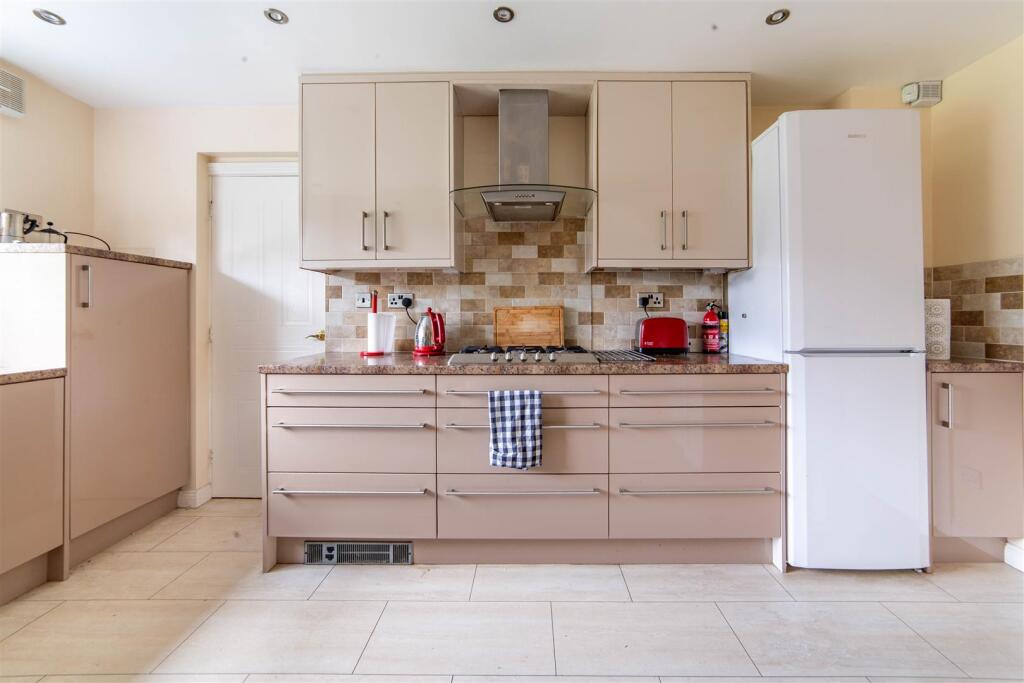 House in Newcastle upon Tyne - View 5