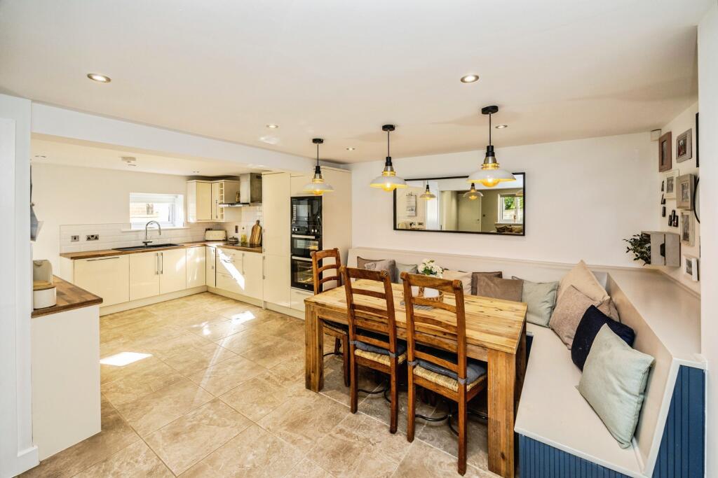 Bracken Road, Brighouse, HD6 photo 4