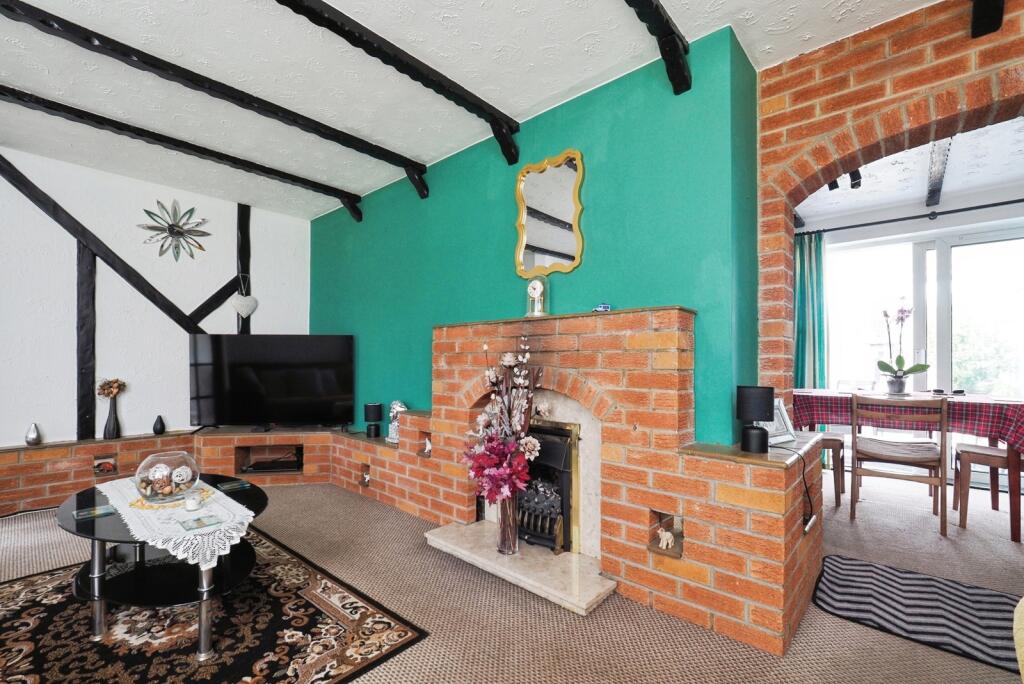 House in Nottingham, New Stapleford, Stapleford - More