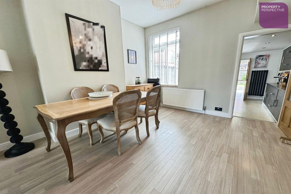 House in Hull, Avenues - View 4
