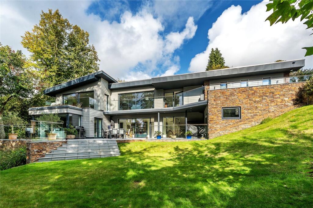 Main image of property: Wray Lane, Reigate, Surrey, RH2