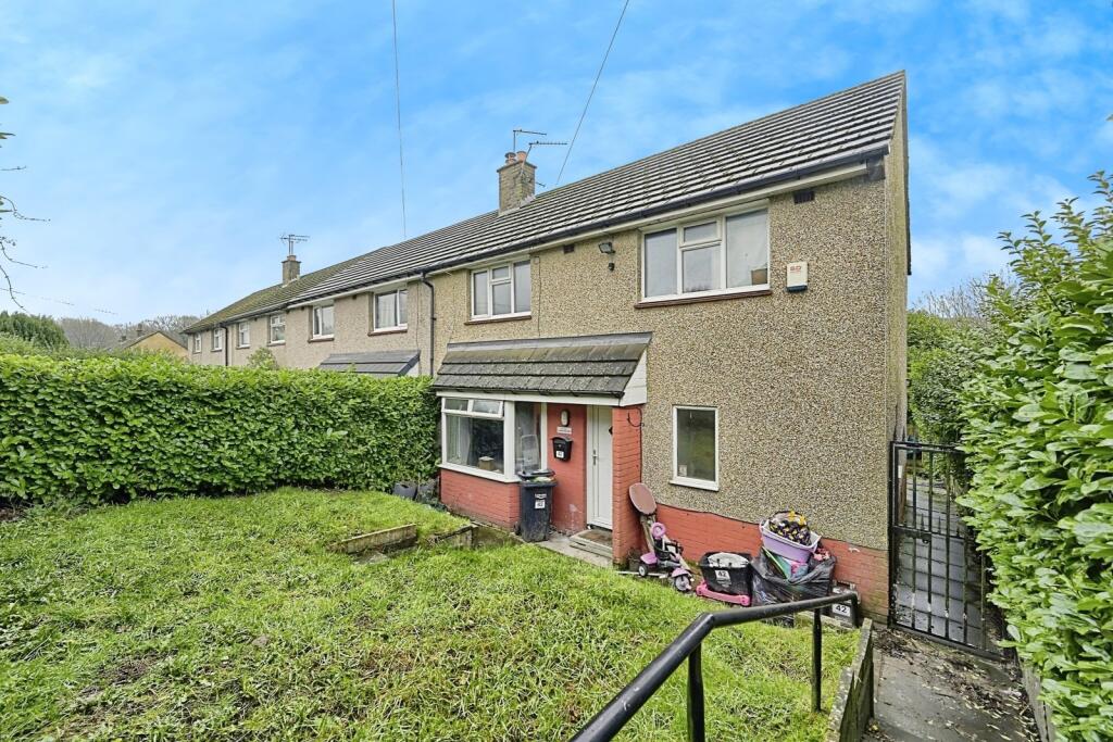 3-bed terraced on Longhouse Road, Halifax, West Yorkshire, HX2, £85,000