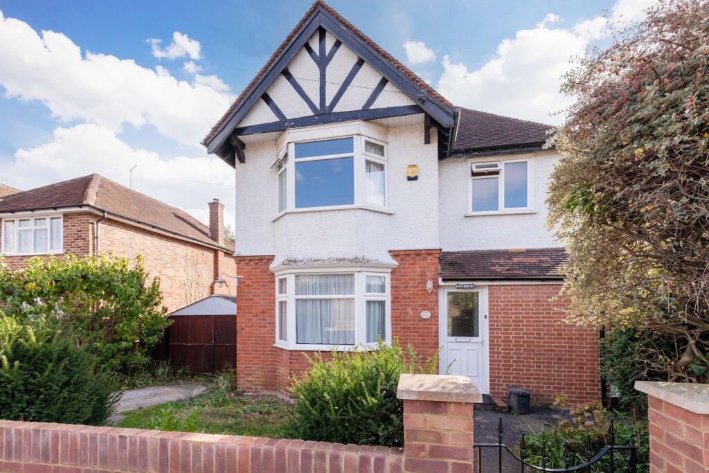 House in Slough - View 5