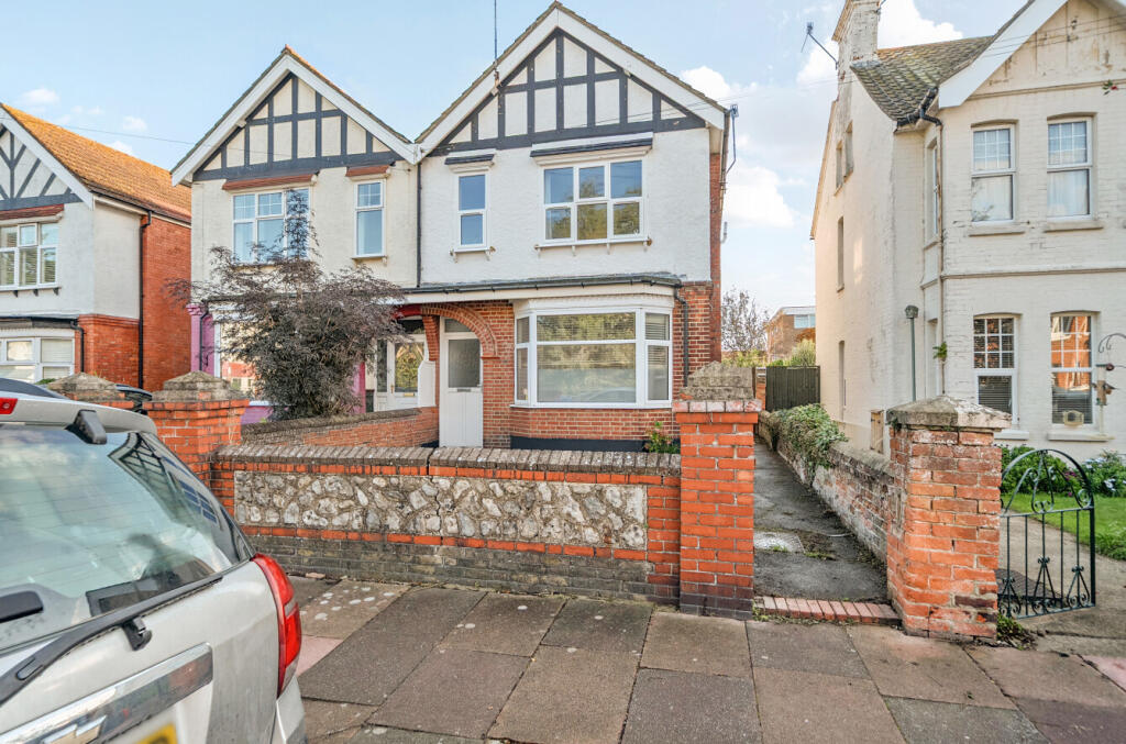 Main image of property: Valencia Road, Worthing, West Sussex, BN11