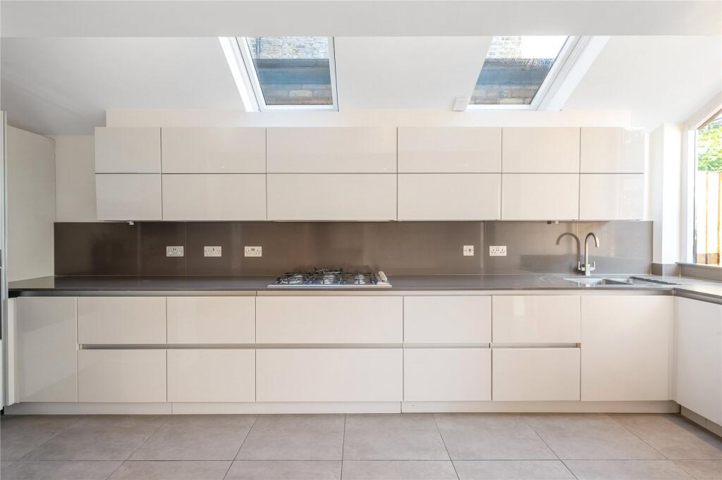 House in London, Abbeville Village, Clapham - View 5