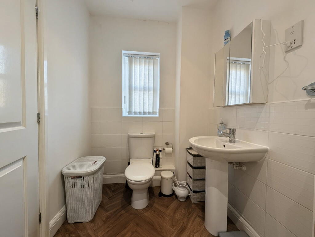 Additional image 8 of Middlewood Close, Solihull, B91 2TY