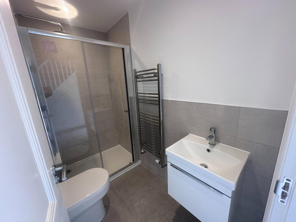 House in Wealden, Polegate - View 4