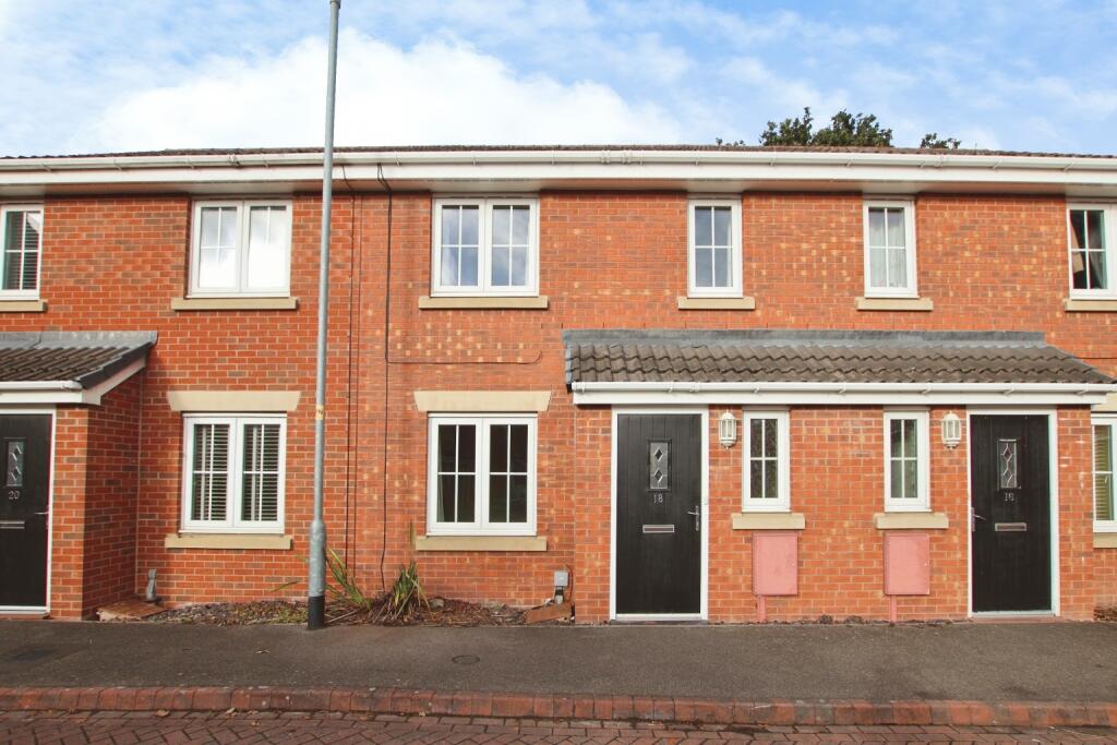 3-bed terraced on Arvina Close, North Hykeham, £210,000