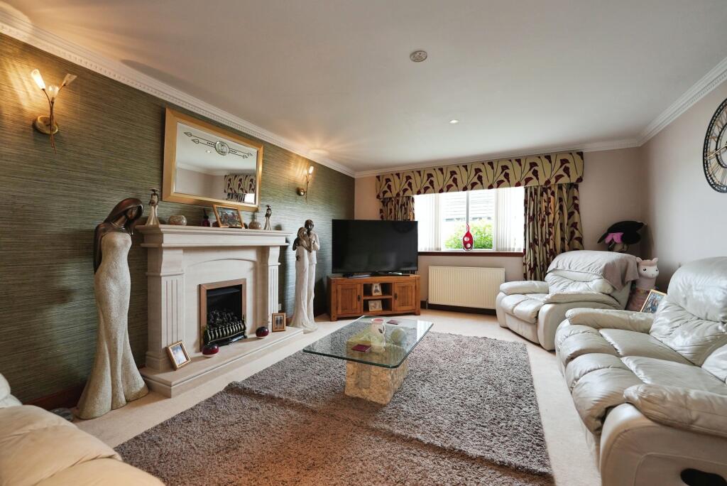 House in Kilmarnock - View 4