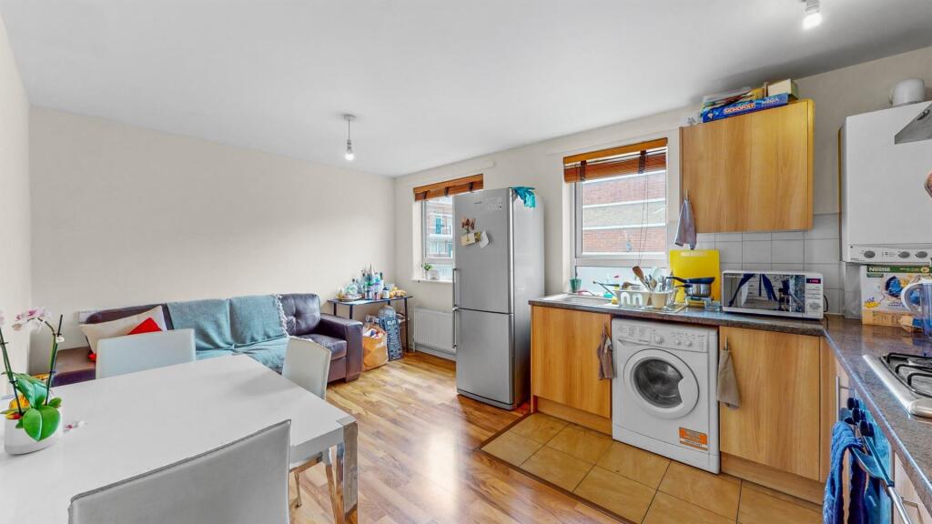 Main image of property: Drywater Flats, Phoenix Wharf Road, SE1