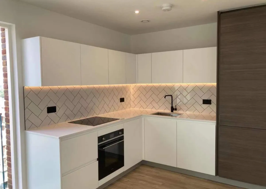 1-bed flat on Plowden Road, London, SE3, £485,000