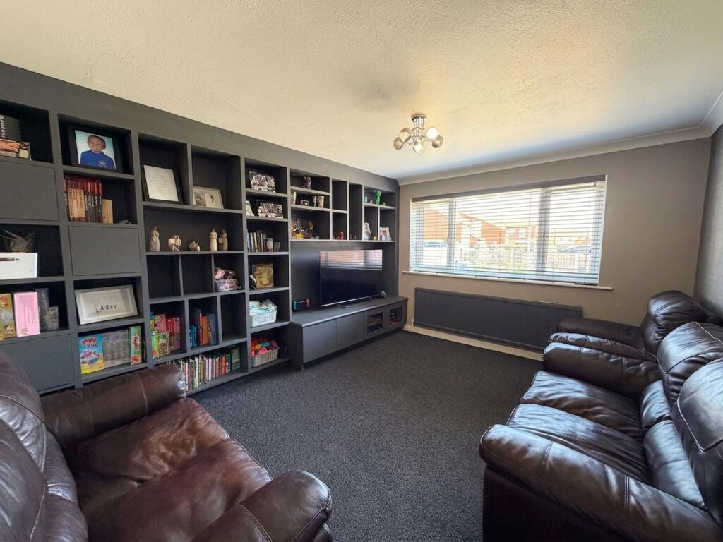 Wharfedale, Worksop, S81 photo 2