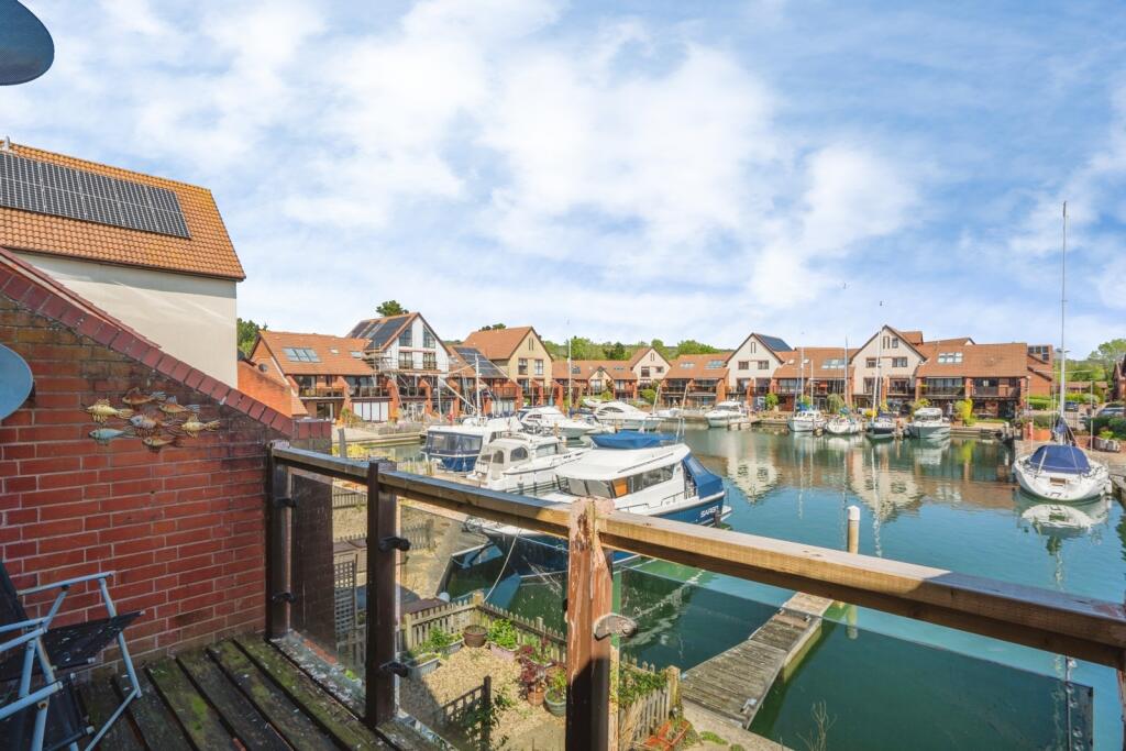 House in Portsmouth - View 2