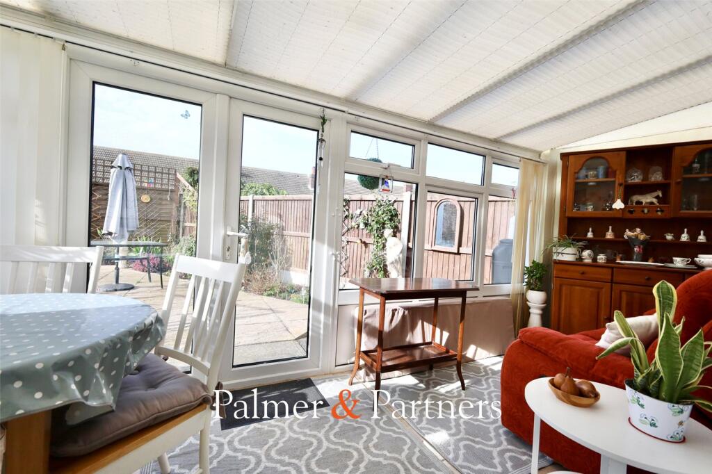 Eves Court, Harwich, Essex, CO12 photo 3