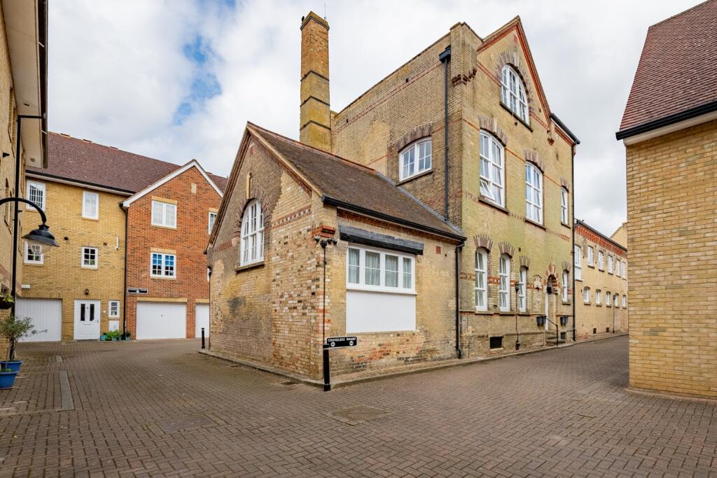 Main image of property: Chandlers Wharf, St. Neots, Cambridgeshire, PE19 2AL