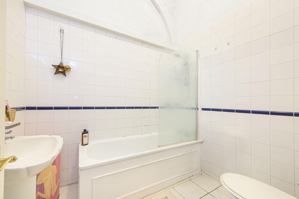 Main image of property: Hollycroft Avenue, Hampstead, London, NW3