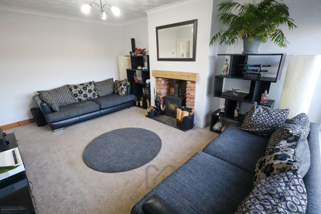 Calder Avenue, Freckleton, Preston, PR4 - More