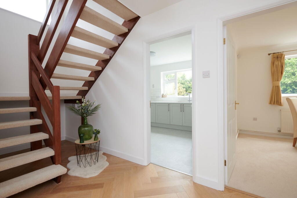 Kilborn Close, Wellingborough, NN8 5YA photo 4