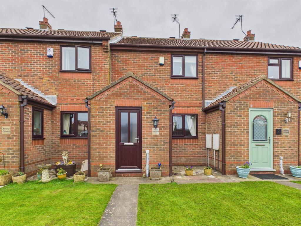 Main image of property: Flaen Close, Flamborough