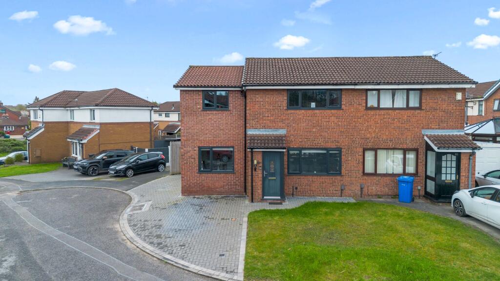 Main image of property: Rangemoor Close, Birchwood, WA3