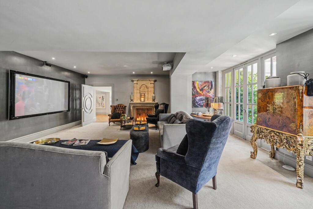 The Coach House Forest Ridge, Bagshot Road, Ascot, Berkshire, SL5 photo 4