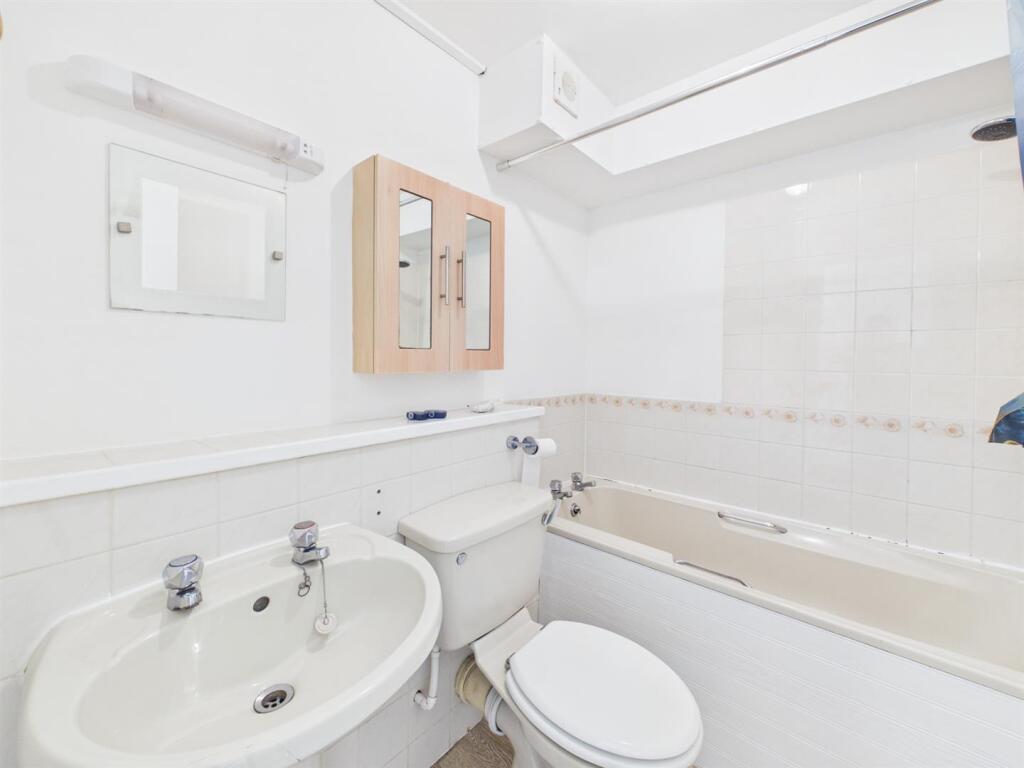 Apartment in Bristol, Conham, Hanham - View 5