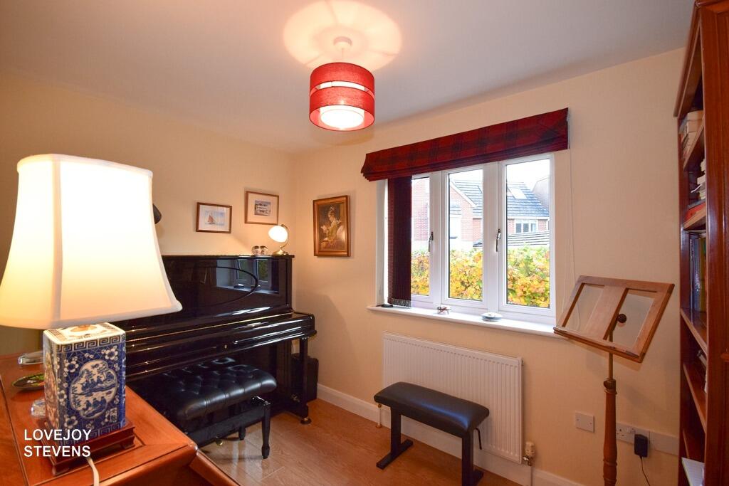 Church Way, Hungerford, RG17 photo 4