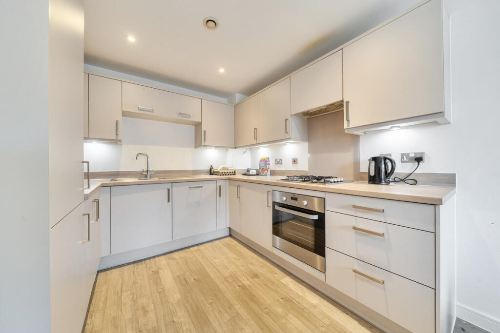 House in Dartford - View 3