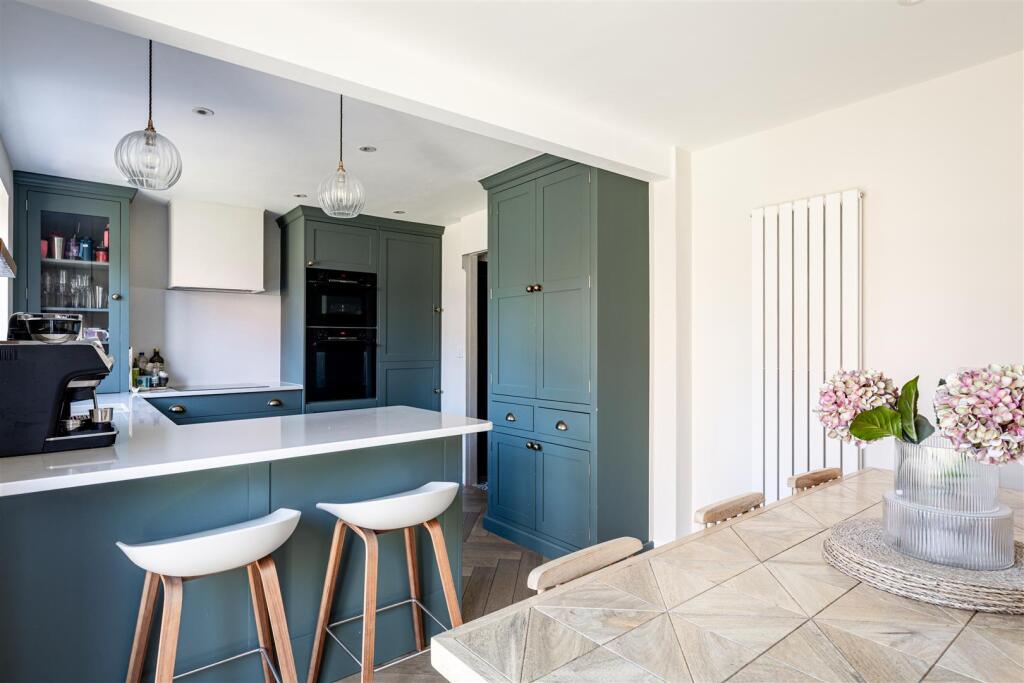 Pierce Place, Hurstpierpoint photo 2