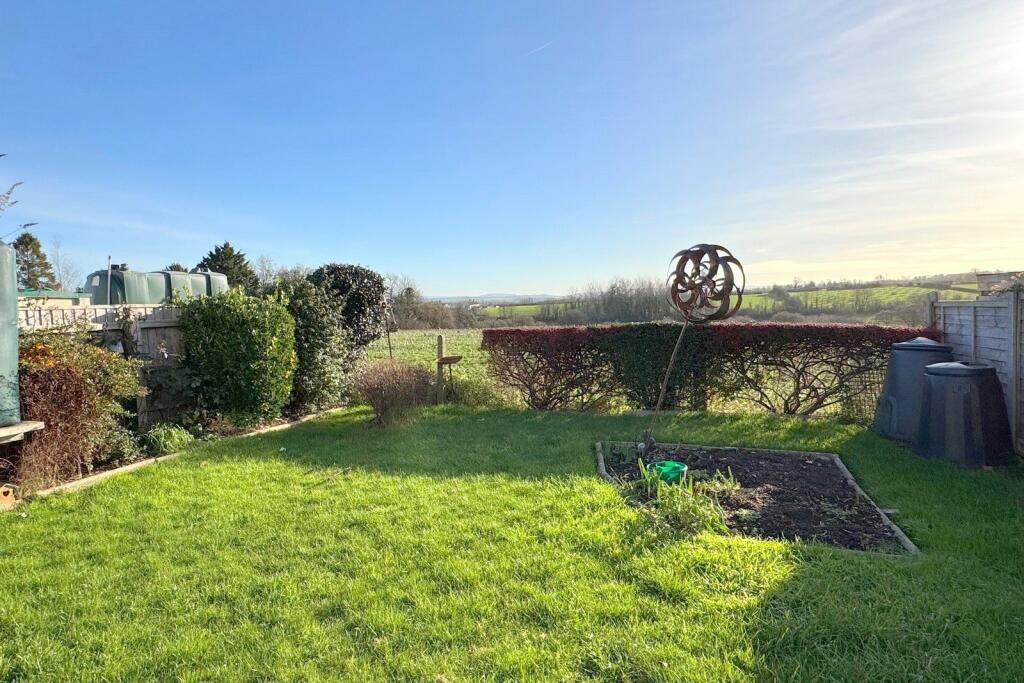 Additional image 9 of Manor Close, Templecombe, Somerset, BA8