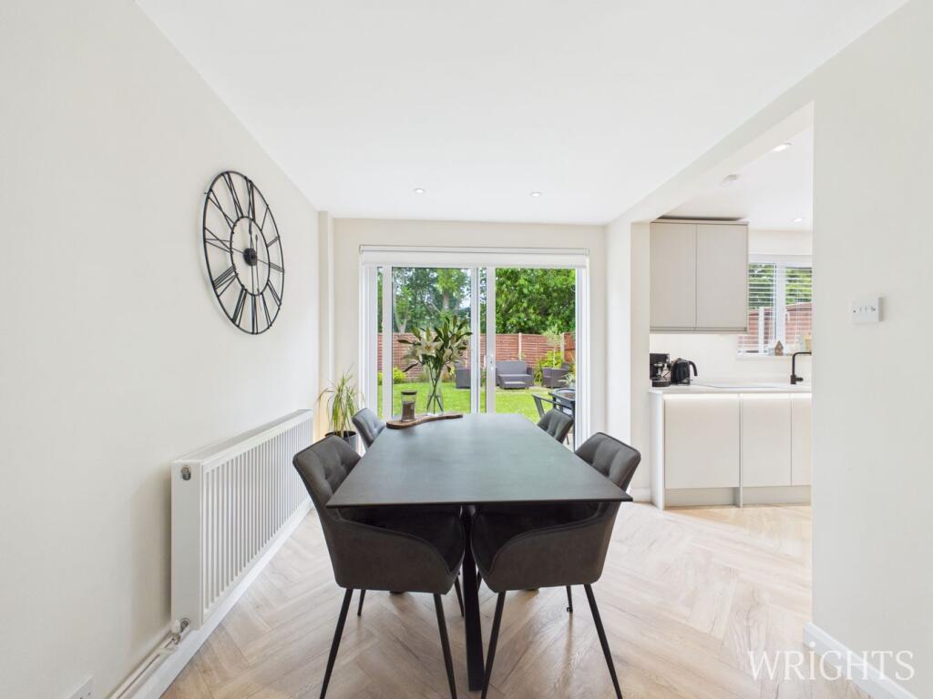 House in Welwyn Hatfield, Hertfordshire - View 4