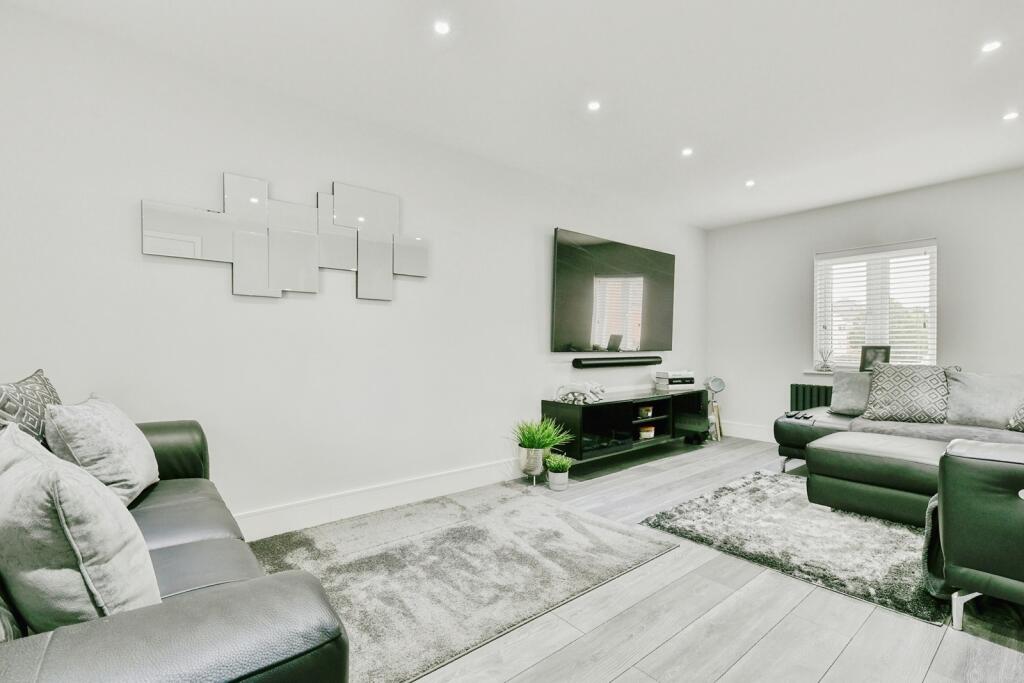 House in Stevenage - More