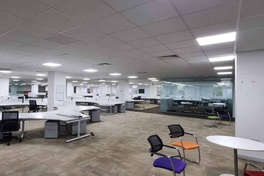 vantage point office.jpg