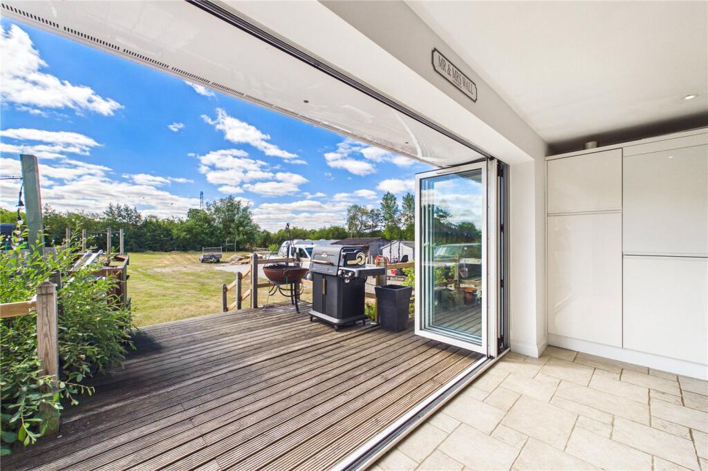 New Road, Little London, Tadley, Hampshire, RG26 photo 4