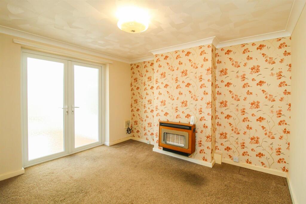 House in Wakefield - View 4