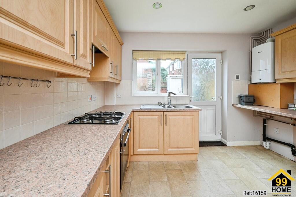 House in Nottingham - View 5