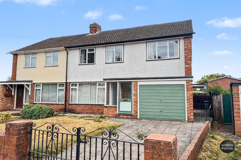 4-bed semi-detached on Poole Close, Off Belmont Road, Hereford, HR2, £260,000