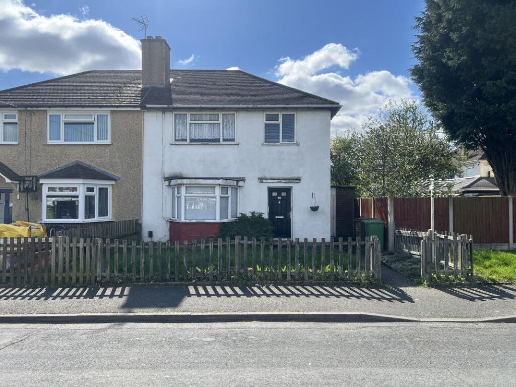 Main image of property: 14 Charnwood Close, Bilston, Wolverhampton, WV14 8NA
