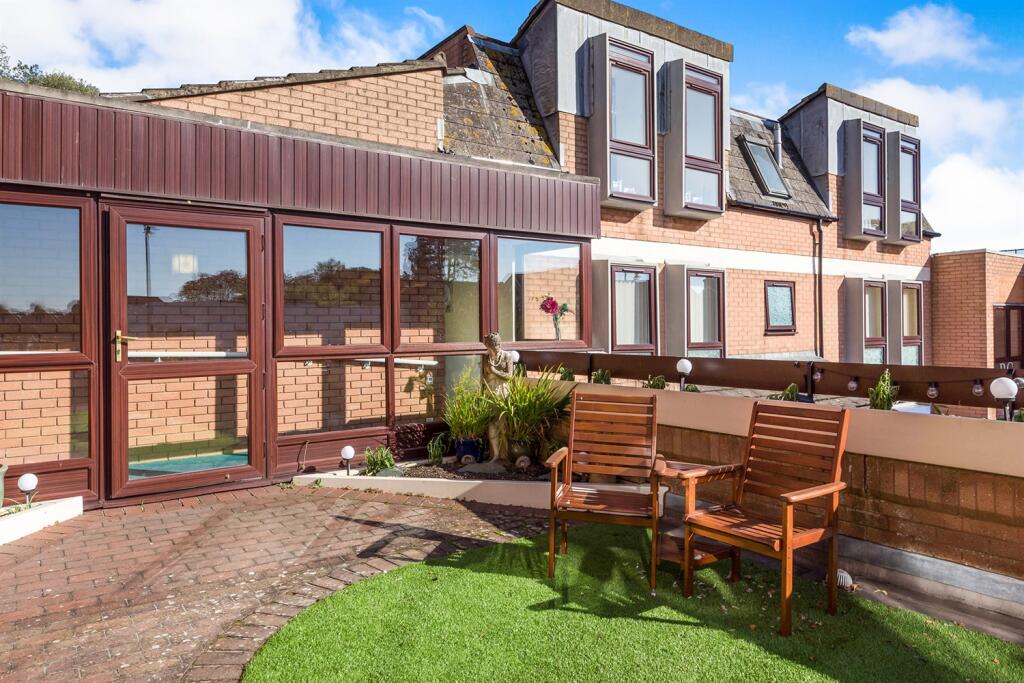 Apartment in Bournemouth - View 3