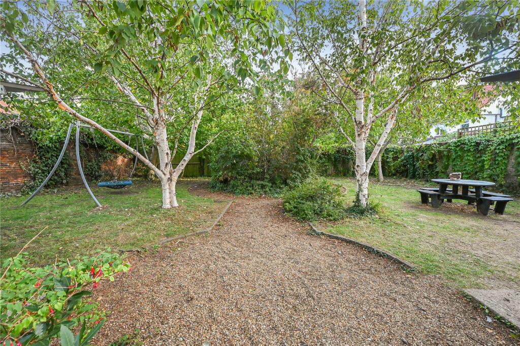 Apartment in London, Strawberry Hill - View 4