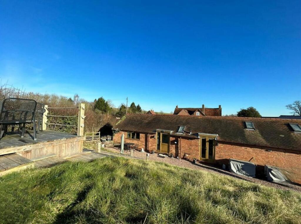 Main image of property: Shelfield Park Farm, Alcester, B49 6JW