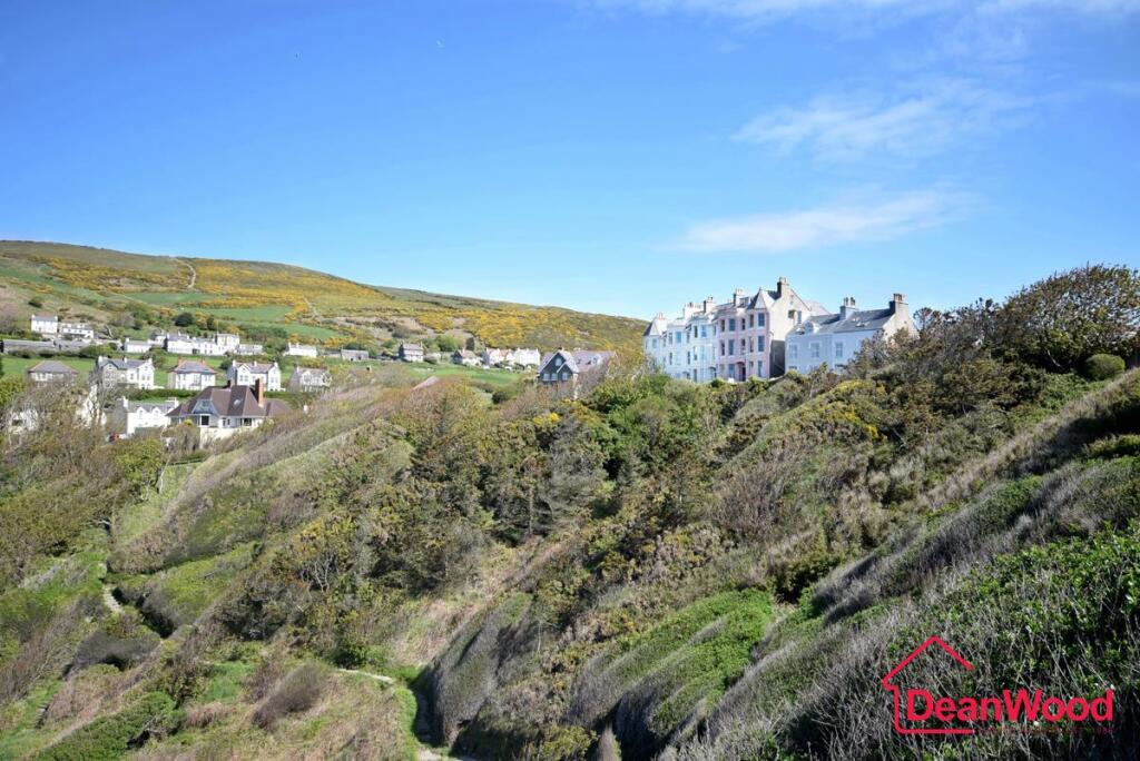Apartment 12, Carlton Court, Bradda Road, Port Erin, Isle of Man photo 4