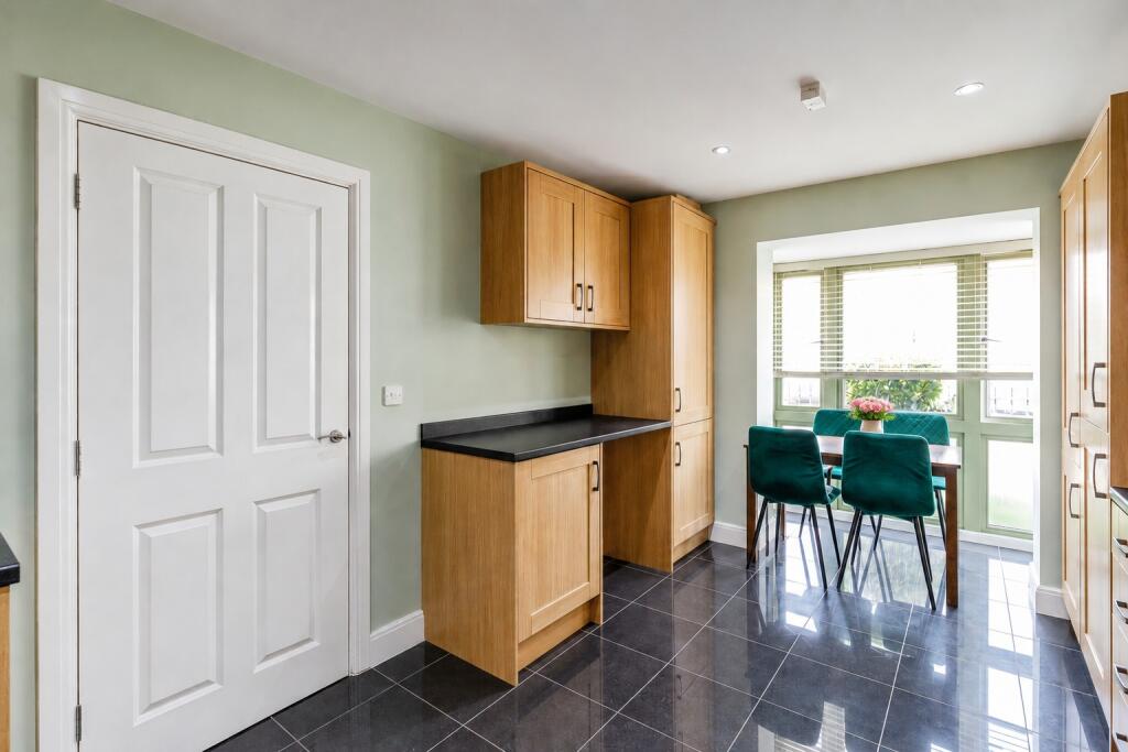 House in Northampton - View 5